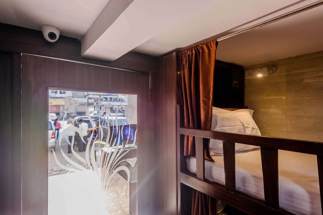 Awesome Dormitory - Men Only Βομβάη Εξωτερικό φωτογραφία