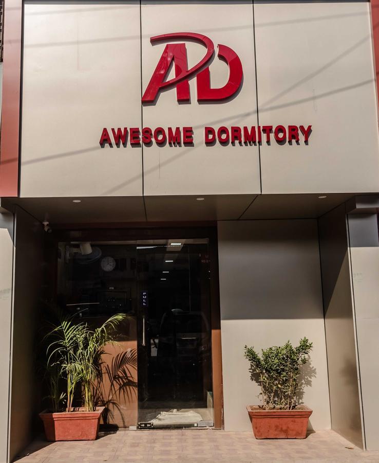 Awesome Dormitory - Men Only Βομβάη Εξωτερικό φωτογραφία
